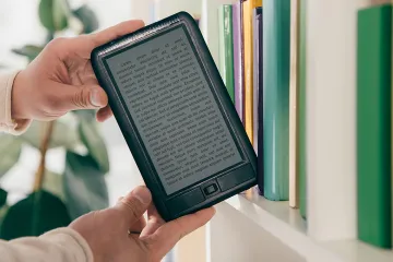 Digitale Vs cartaceo: la rivincita della carta stampata nell’editoria e nell’istruzione
